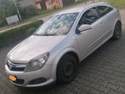 Opel Astra GTC