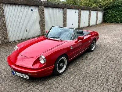 Gebraucht Alfa Romeo Spider 120 PS (88 kW) 1993 Rot Cabrio