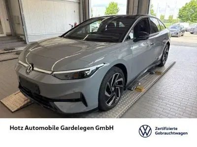 Gebraucht VW ID.7 Pro 210 kW (286 PS) 2024 Mondsteingrau Limousine