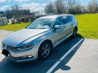 Gebraucht VW Passat 150 PS (110 kW) 2015 Silber Kombi