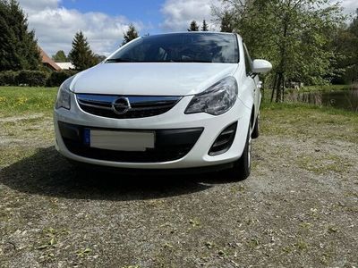 gebraucht Opel Corsa D 1.4 l, 87 PS Energy in weiß Benzin, Schalter, 2014