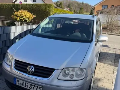 Gebraucht VW Touran Basis 116 PS (85 kW) 2004 Van / Kleinbus
