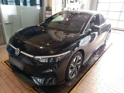 Gebraucht VW ID.7 Pro 210 kW (286 PS) 2023 Grenadillschwarz metallic Kleinwagen