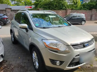 Gebraucht Ford Kuga Titanium 103 PS (75 kW) 2009 Gold SUV