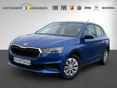 Gebraucht Skoda Fabia Active 80 PS (58 kW) 2023 Blau Kleinwagen