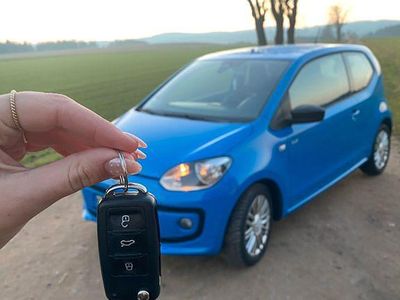 Blau Gebraucht 2015 VW up! move up! Kleinwagen | 8.100 € (Teuer)