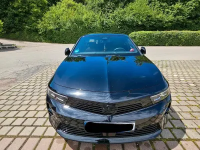 Gebraucht Opel Astra Ultimate 131 PS (96 kW) 2024 Schwarz Kleinwagen