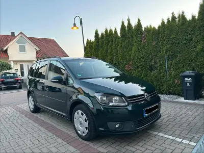 Gebraucht VW Touran 140 PS (102 kW) 2013 Grün Van / Kleinbus