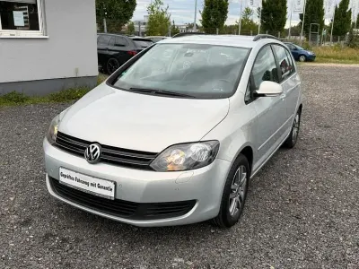 Gebraucht VW Golf Plus Comfortline 122 PS (89 kW) 2009 Gold Van / Kleinbus