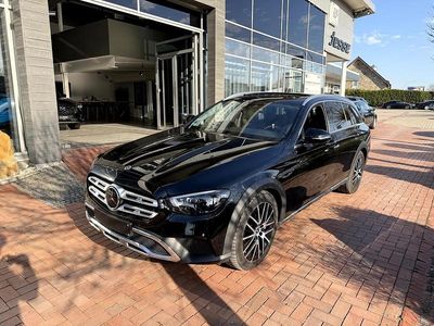 Gebraucht Mercedes E400 330 PS (242 kW) 2023 Schwarz