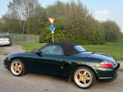 Begagnad Porsche Boxster S 260 HK (191 kW) 2003 Grön Cab