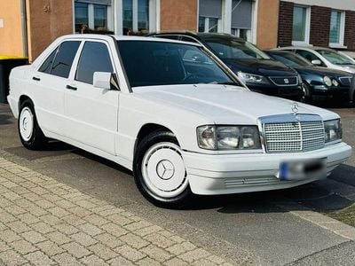 Usata Mercedes 190 160 CV (117 kW) 1990 Bianco Berlina
