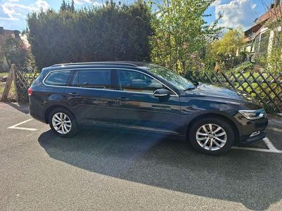 Gebraucht VW Passat Comfortline 150 PS (110 kW) 2016 Schwarz Kombi