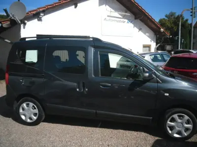 Gebraucht Dacia Dokker Ambiance 102 PS (75 kW) 2018 Schwarz Van / Kleinbus