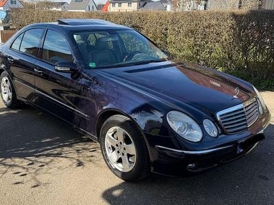 Gebraucht Mercedes E350 272 PS (200 kW) 2005 Blau Limousine