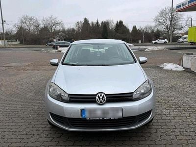 Gebraucht VW Golf VI 80 PS (58 kW) 2010 Silber Kleinwagen