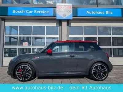 Gebraucht Mini John Cooper Works 231 PS (169 kW) 2017 Grau Kleinwagen