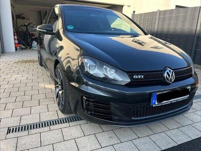 Grau Gebraucht 2012 VW Golf VI GTI Kleinwagen | 9.000 € (Fairer Preis)