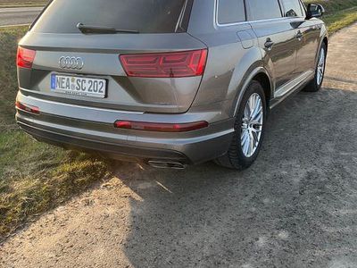 Gebraucht Audi Q7 Ambiente 272 PS (200 kW) 2017 Grau SUV