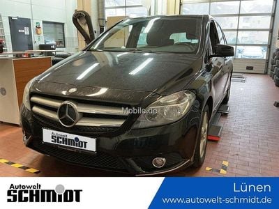 Gebraucht Mercedes B200 136 PS (100 kW) 2012 Schwarz Van / Kleinbus