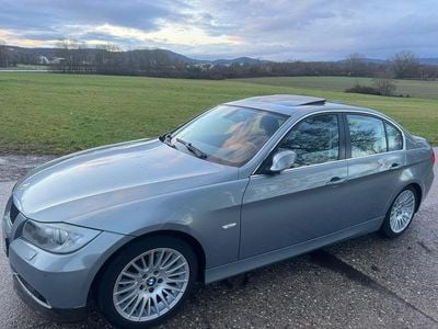 Brugt BMW 325 218 HK (160 kW) 2005 Grå Sedan