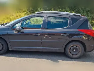 Gebraucht Peugeot 207 95 PS (69 kW) 2009 Schwarz Kombi