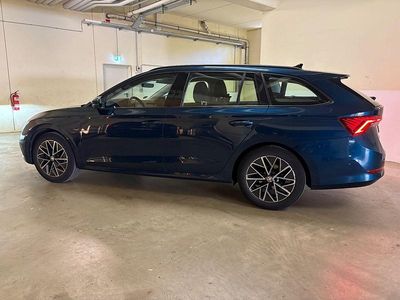 Brugt Skoda Octavia Ambition 150 HK (110 kW) 2021 Blå Stationcar