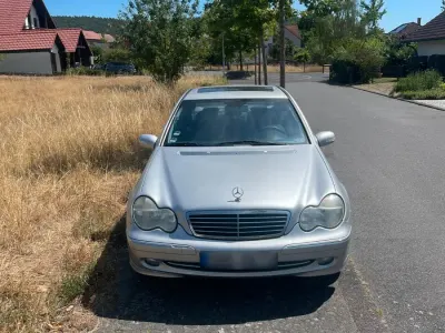 Gebraucht Mercedes 200 160 PS (117 kW) 2001 Silber Limousine