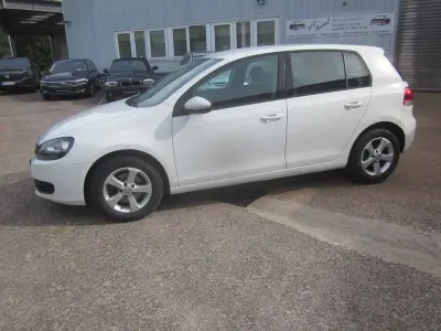 Gebraucht VW Golf VI Trendline 80 PS (58 kW) 2009 Weiß Kleinwagen