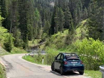 Gebraucht Fiat 500e La Prima 86 kW (118 PS) 2022 Grün Cabrio