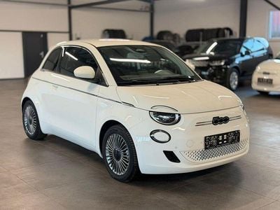 Gebraucht Fiat 500e Icon 86 kW (118 PS) 2023 Weiß Limousine