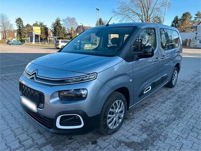Gebraucht Citroën Berlingo Feel 131 PS (96 kW) 2022 Grau Van / Kleinbus