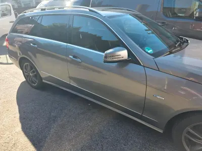 Usata Mercedes E350 246 CV (180 kW) 2011 Grigio Station wagon