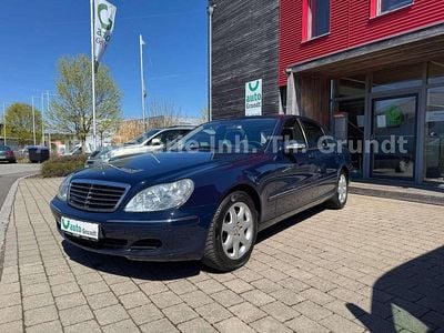 Second-hand Mercedes S500 306 CP (225 kW) 2005 Albastru Berlinǎ
