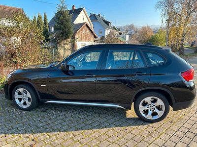 Schwarz Gebraucht 2012 BMW X1 SUV | 8.000 €