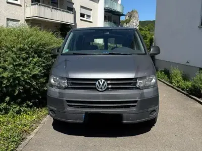 Gebraucht VW T5 140 PS (102 kW) 2014 Grau Van