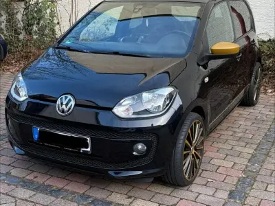 Używany VW up! 75 KM (55 kW) 2016 Czarny Hatchback