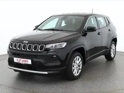 Gebraucht Jeep Compass Altitude 131 PS (96 kW) 2024 Black clear coat SUV