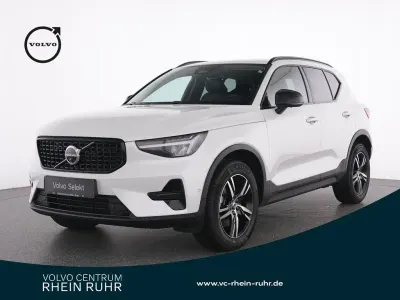 Używany Volvo XC40 Plus 163 KM (119 kW) 2025 Biały SUV
