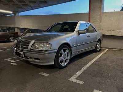 Usata Mercedes C240 Elegance 170 CV (125 kW) 1998 Grigio Berlina