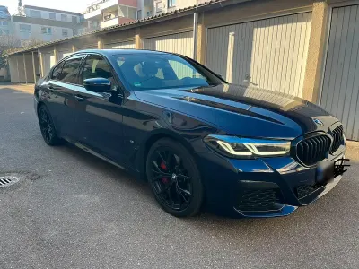 Gebraucht BMW 530 Shadowline 286 PS (210 kW) 2022 Blau Limousine