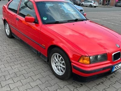 BMW 318 Compact
