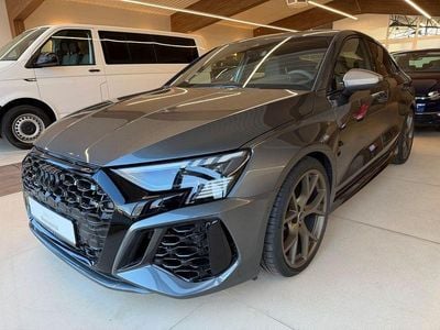 Gebraucht Audi RS3 Sport 400 PS (294 kW) 2023 Grau Limousine