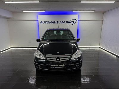 Usata Mercedes A180 Avantgarde 109 CV (80 kW) 2011 Nero Utilitaria