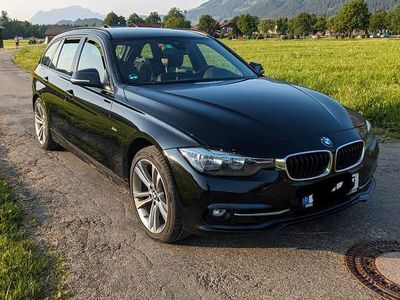 Schwarz Gebraucht 2017 BMW 330 Sport Line Kombi | 11.000 € (Guter Preis)