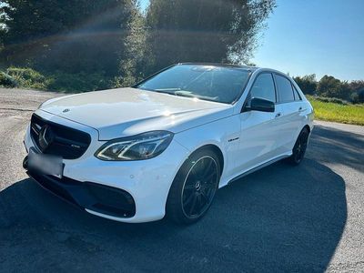 Mercedes E63 AMG