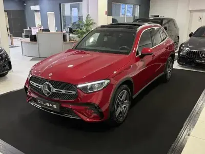 Gebraucht Mercedes GLC300 Advanced 269 PS (197 kW) 2024 Rot SUV