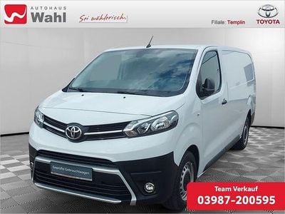 Gebraucht Toyota Proace Plus 122 PS (89 kW) 2021 Schaumweiß Van / Kleinbus