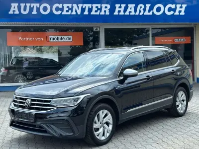 Gebraucht VW Tiguan Allspace Life 150 PS (110 kW) 2023 Schwarz SUV