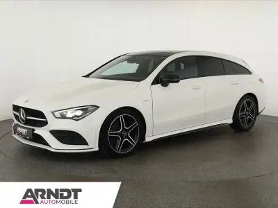 Używany Mercedes CLA180 Shooting Brake AMG 116 KM (85 kW) 2021 Biały Kombi